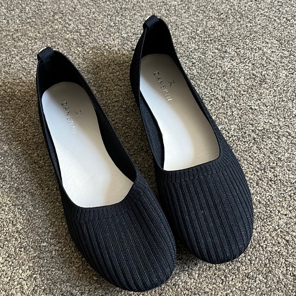 Danskin Black Flats